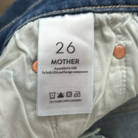 * sold * MOTHER NWT Full Pipe Flood It’s a Small World Jeans size 26 high waist - Picture 12 of 16